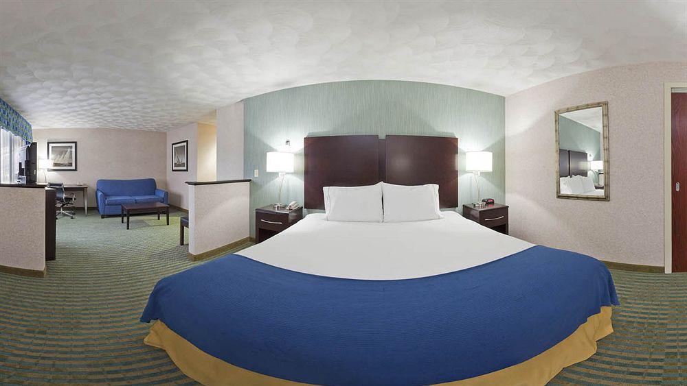 Holiday Inn Express & Suites Smithfield - Providence By Ihg Kültér fotó