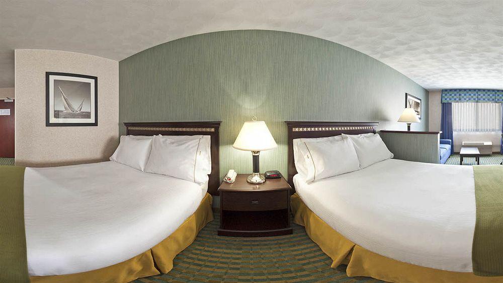 Holiday Inn Express & Suites Smithfield - Providence By Ihg Kültér fotó